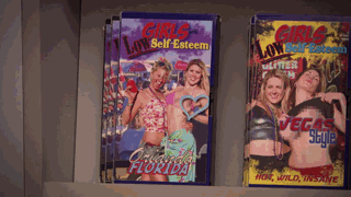 116-GirlsWithLowSelfEsteem